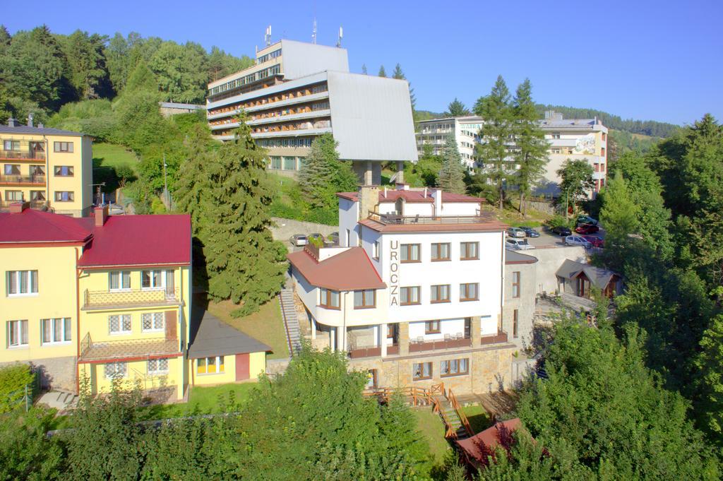 Urocza Art Pensjonat Krynica Zdroj Eksteriør billede